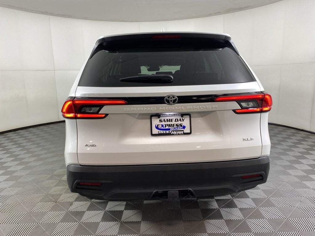 2024 Toyota Grand Highlander XLE
