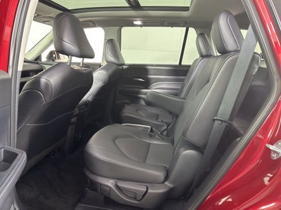 2025 Toyota Grand Highlander Hybrid XLE