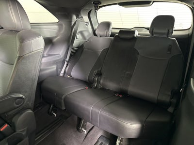 2024 Toyota Sienna Woodland Edition