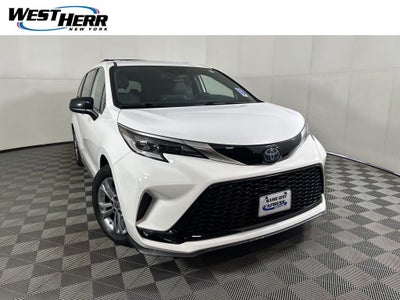 2021 Toyota Sienna XSE 7 Passenger