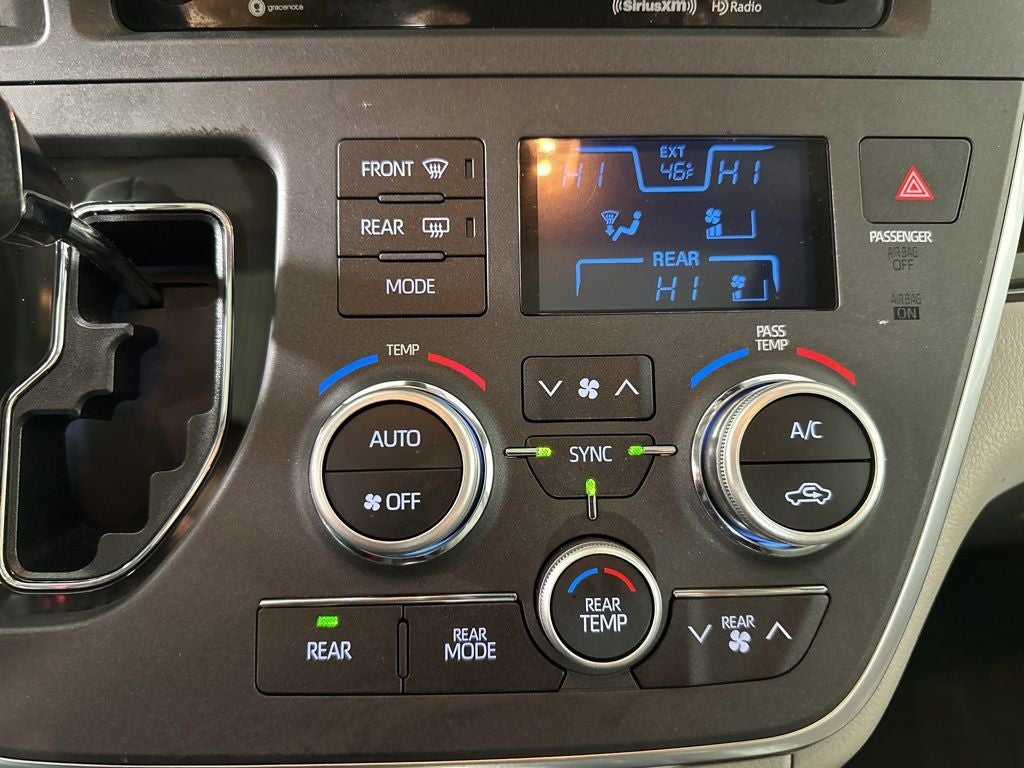 2018 Toyota Sienna XLE 7 Passenger