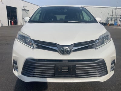 2018 Toyota Sienna XLE Premium 7 Passenger