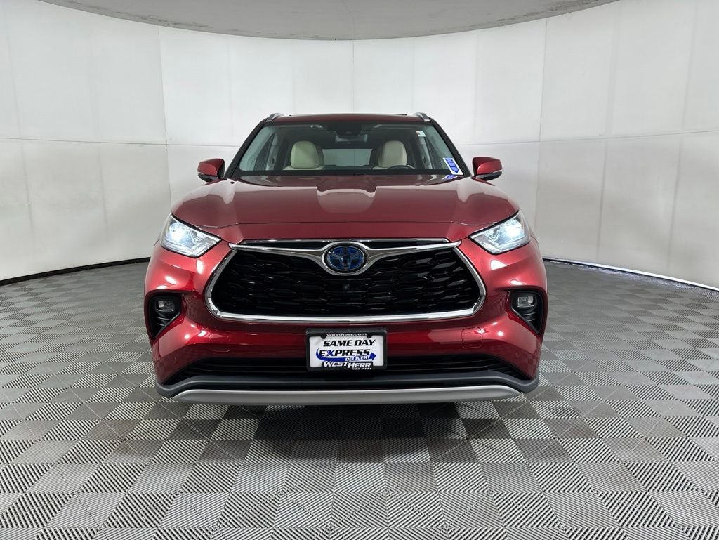 2021 Toyota Highlander Hybrid Platinum