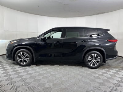 2021 Toyota Highlander Hybrid XLE