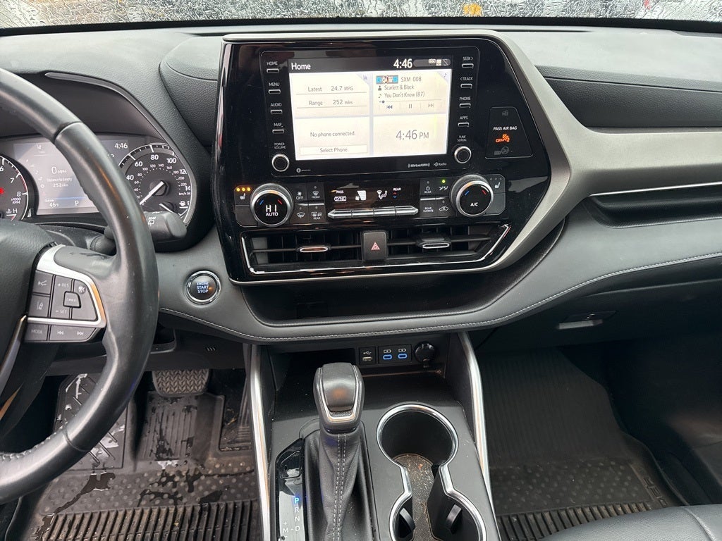 2022 Toyota Highlander XLE