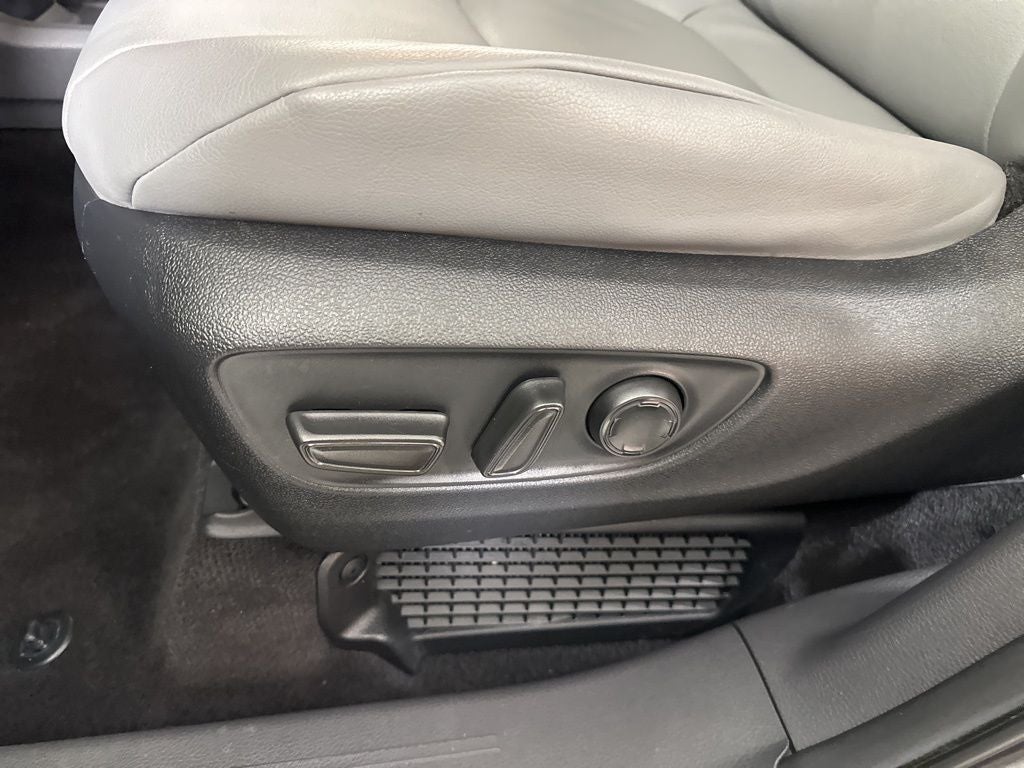 2023 Toyota Sienna XLE 7 Passenger