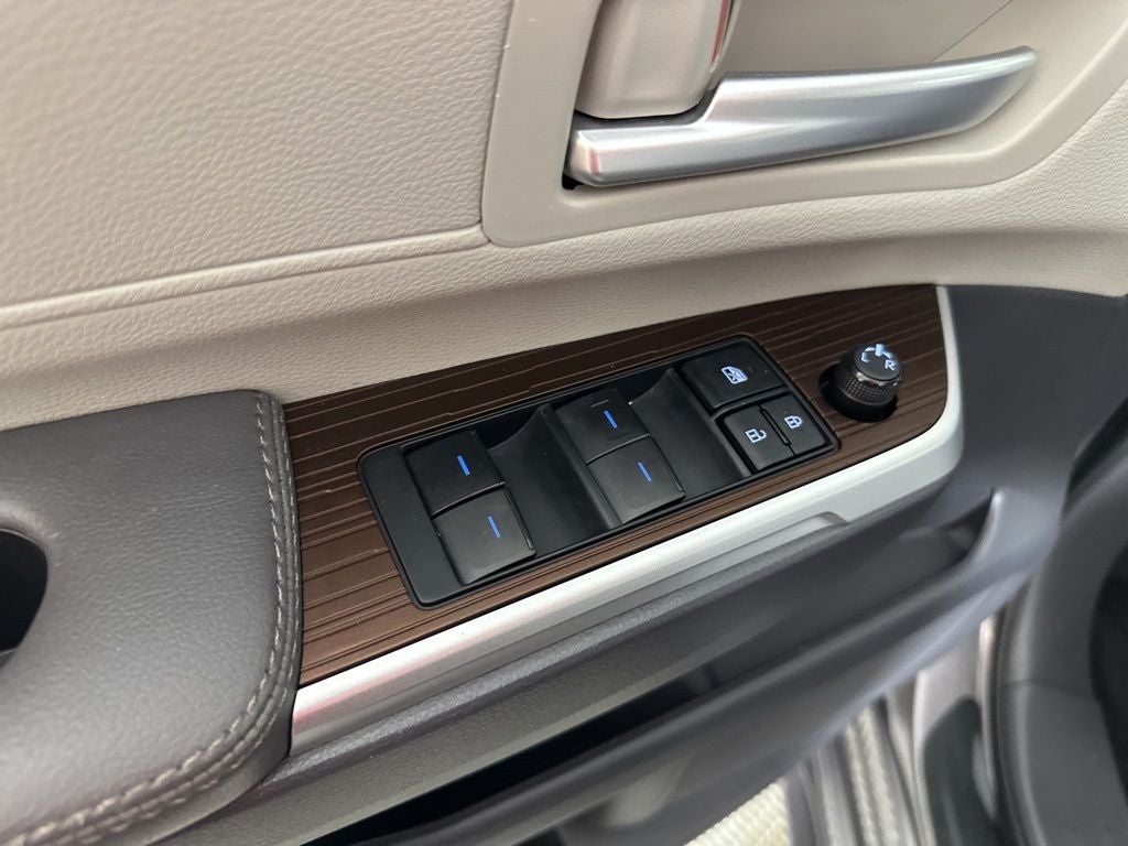 2023 Toyota Sienna XLE 7 Passenger