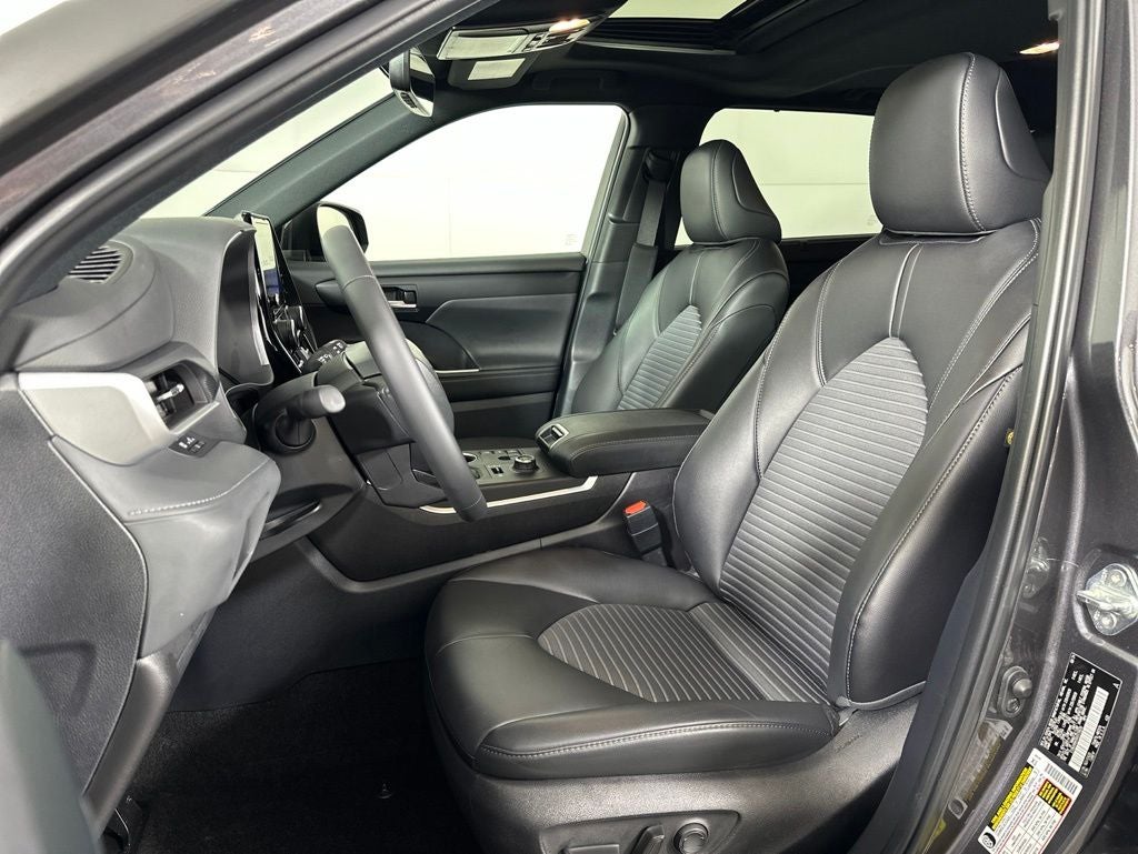 2024 Toyota Highlander XSE