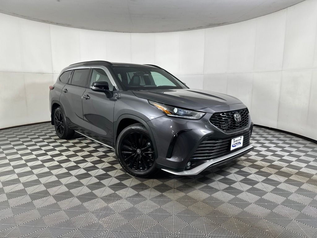 2024 Toyota Highlander XSE