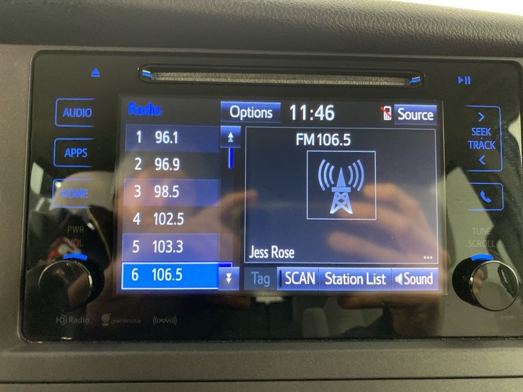 2017 Toyota Sienna LE 7 Passenger