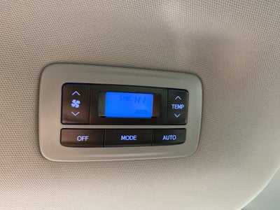 2017 Toyota Sienna LE 7 Passenger
