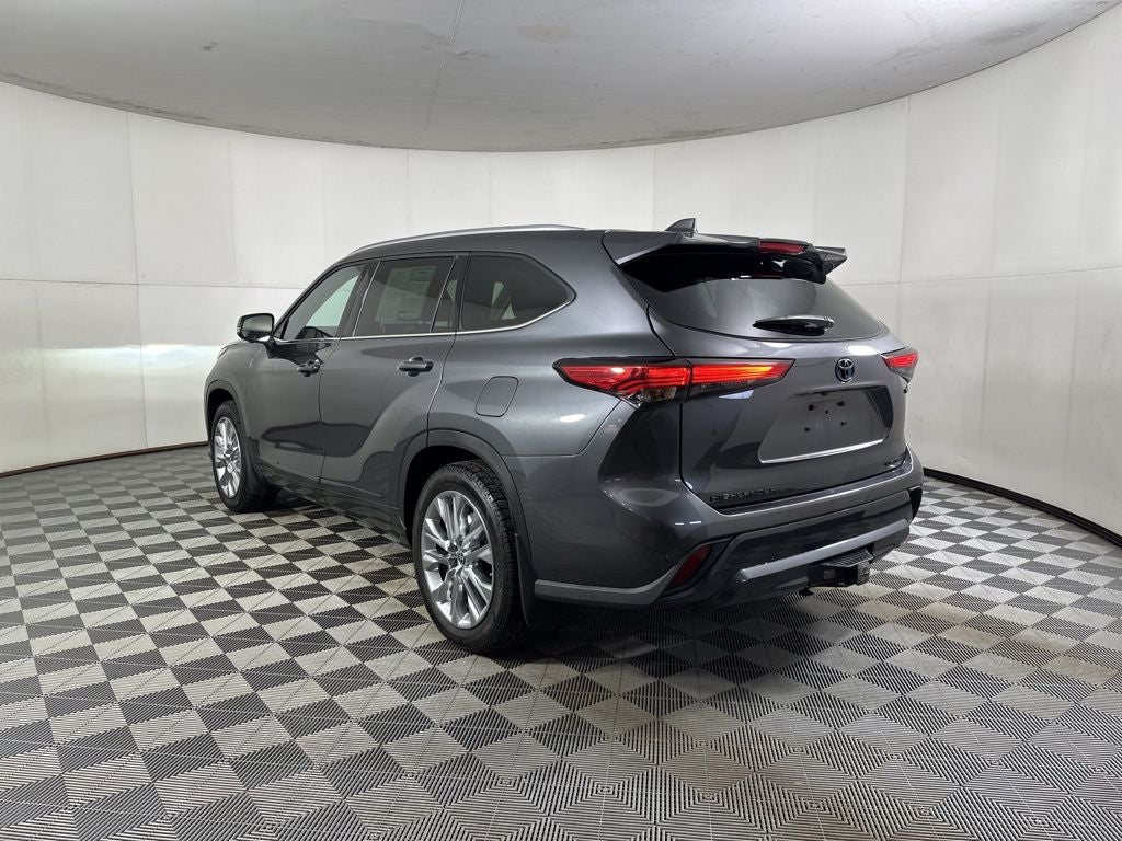2023 Toyota Highlander Hybrid Limited