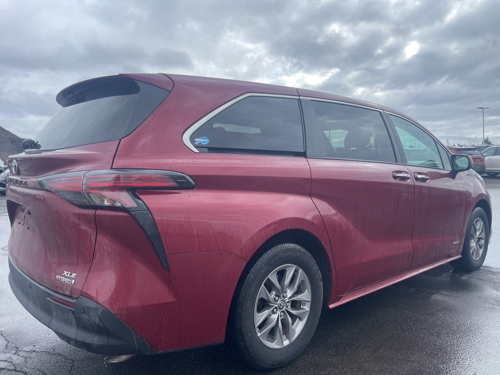 2021 Toyota Sienna XLE