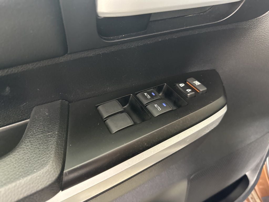2017 Toyota Tundra Limited CrewMax