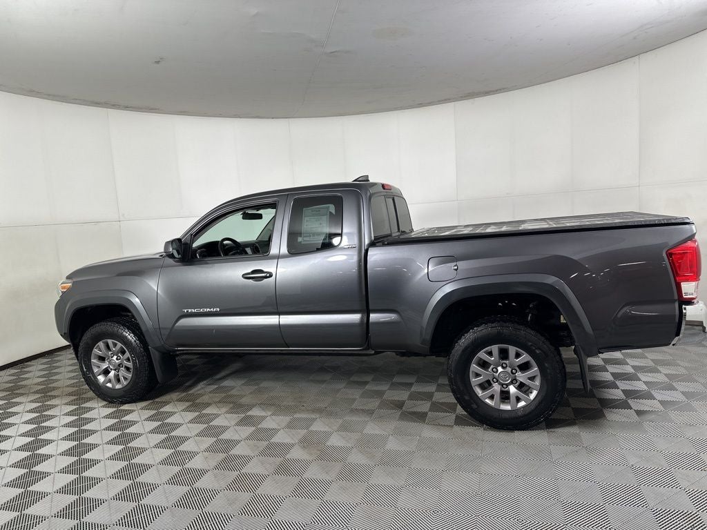 2017 Toyota Tacoma SR5