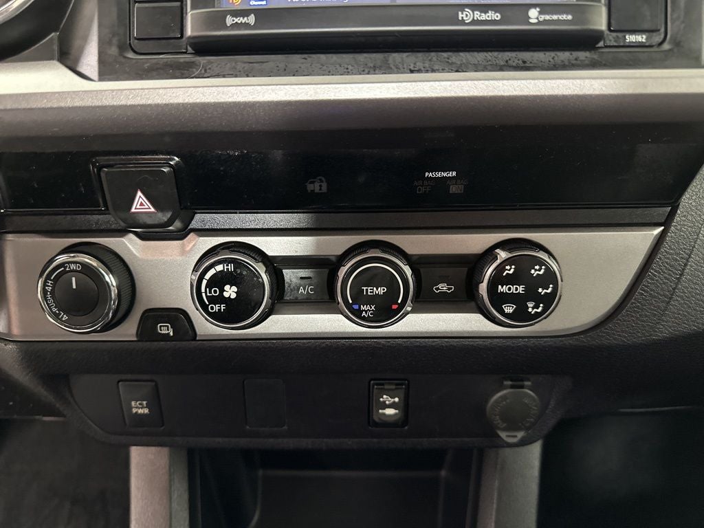 2017 Toyota Tacoma SR5