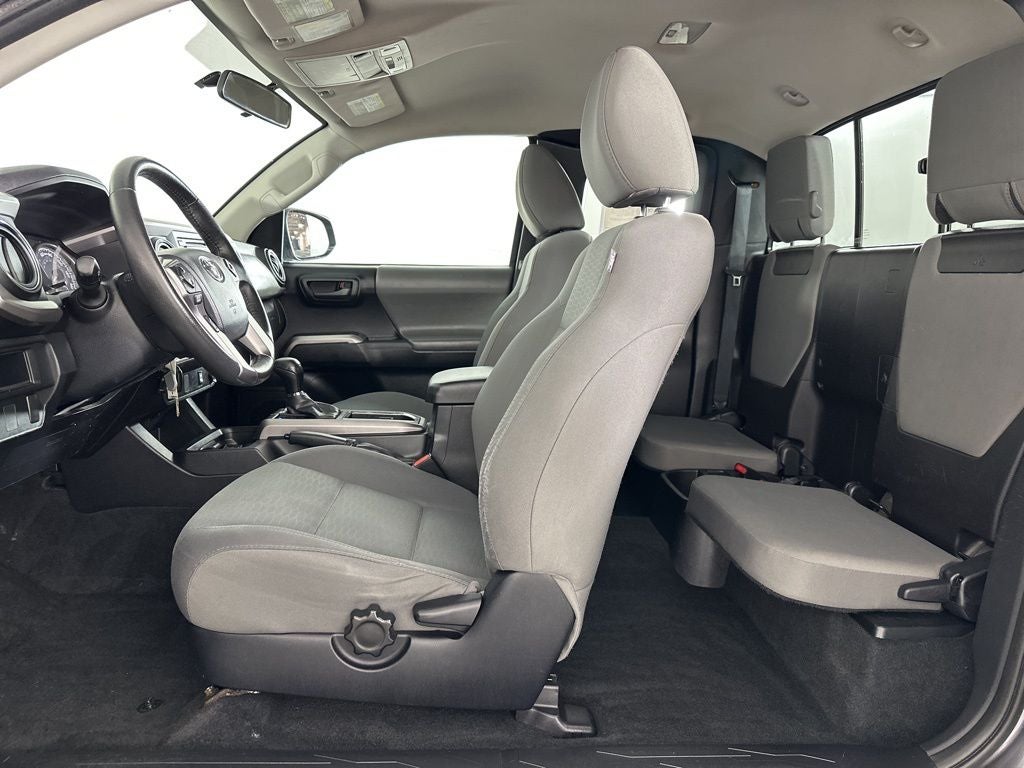 2017 Toyota Tacoma SR5