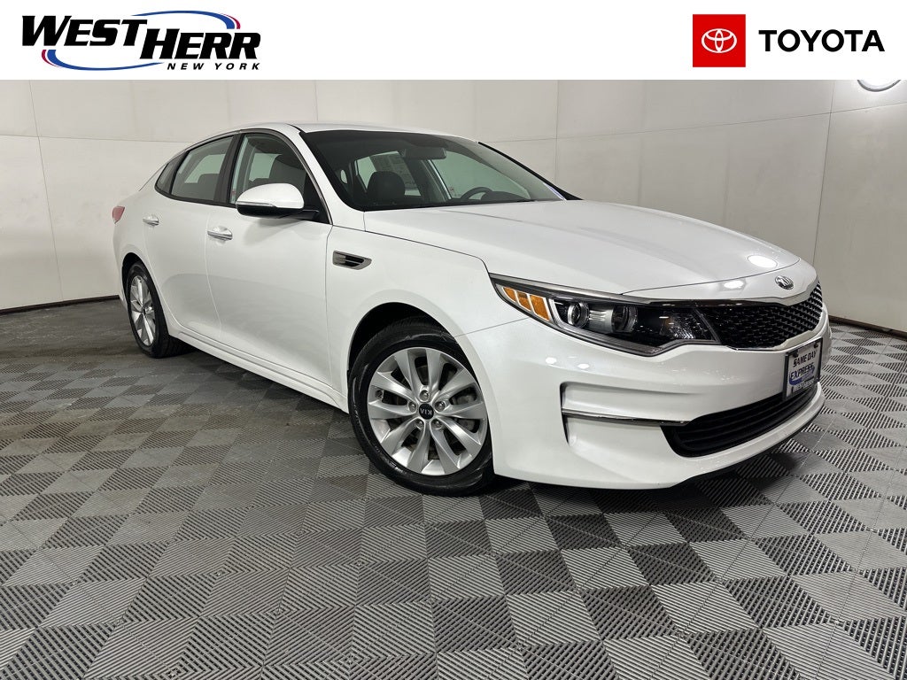 2017 Kia Optima LX