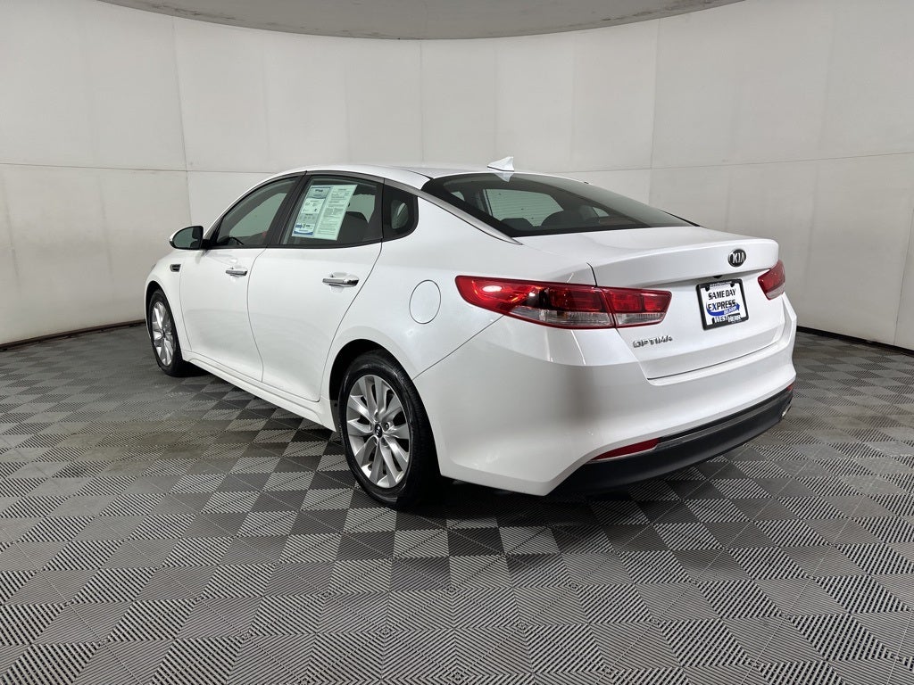 2017 Kia Optima LX