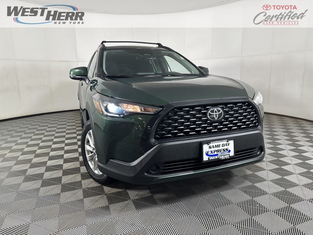 2024 Toyota Corolla Cross LE