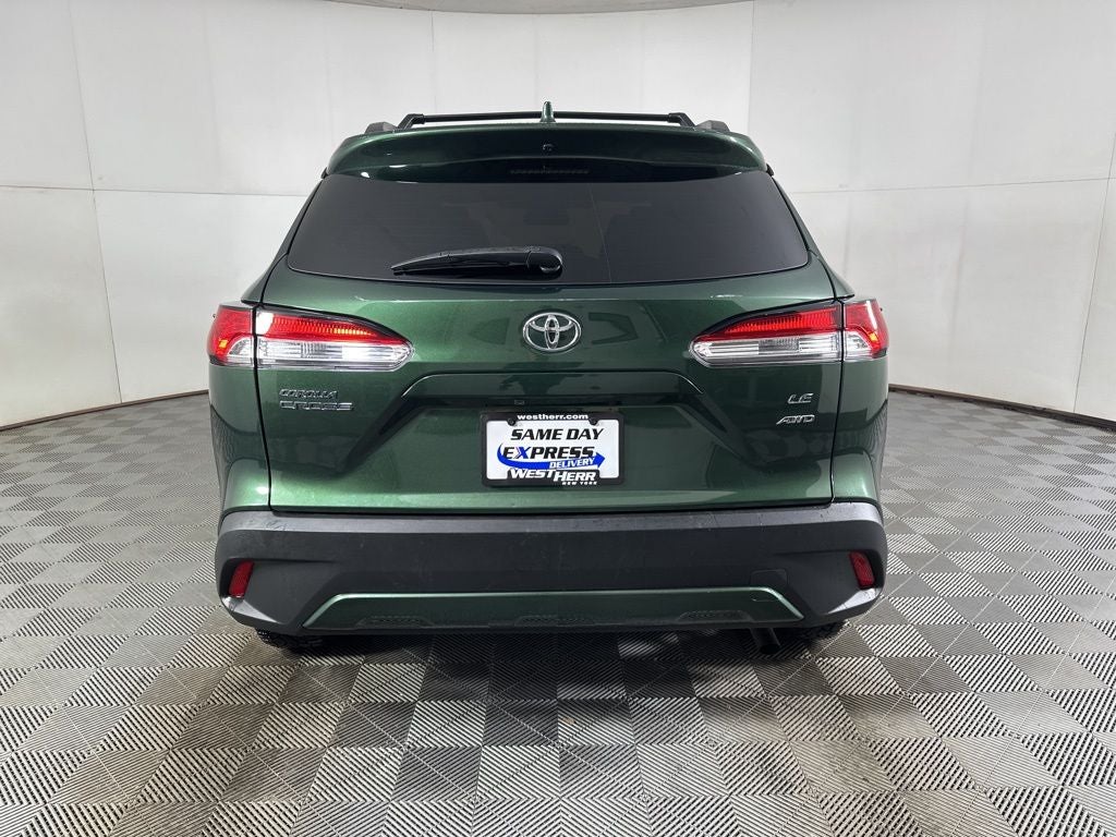 2024 Toyota Corolla Cross LE
