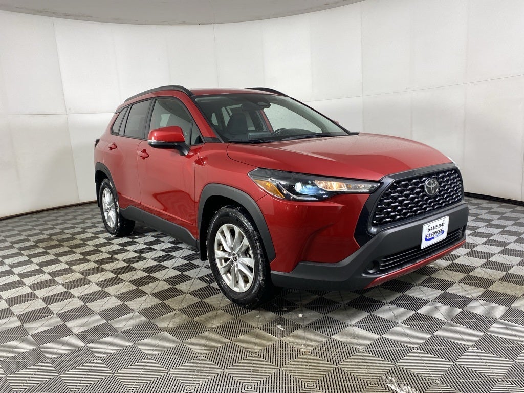 2023 Toyota Corolla Cross LE