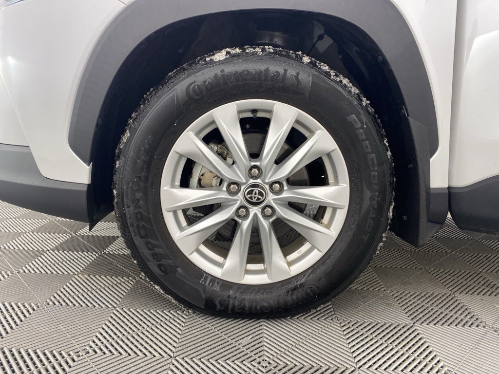 2023 Toyota Corolla Cross LE