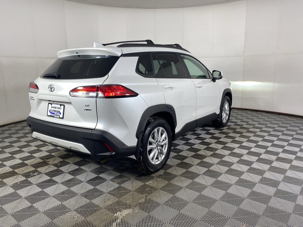 2023 Toyota Corolla Cross LE