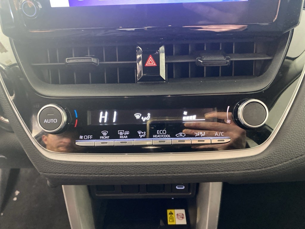 2023 Toyota Corolla Cross LE