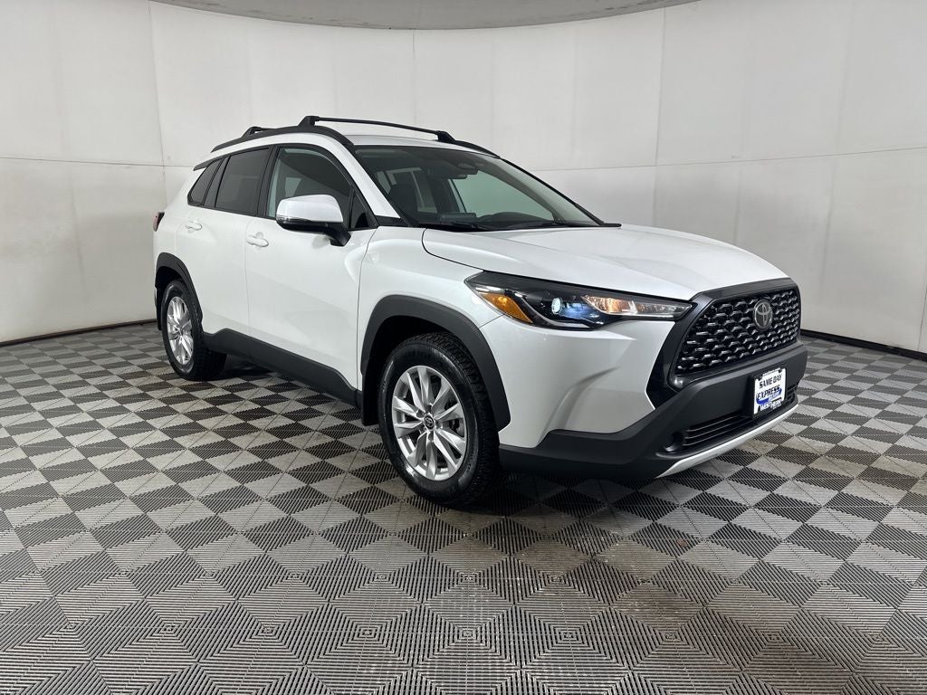 2023 Toyota Corolla Cross LE