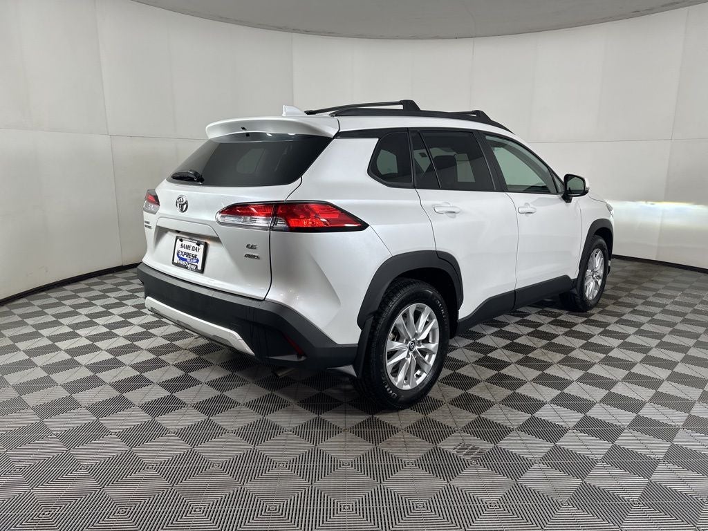 2023 Toyota Corolla Cross LE
