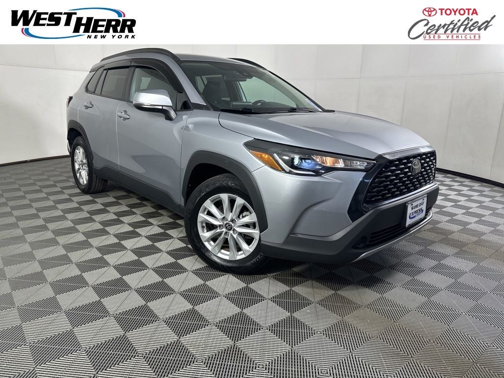 2022 Toyota Corolla Cross LE