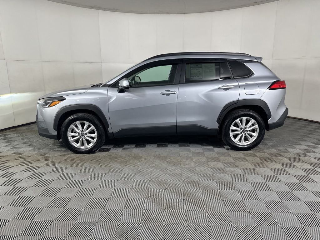 2022 Toyota Corolla Cross LE