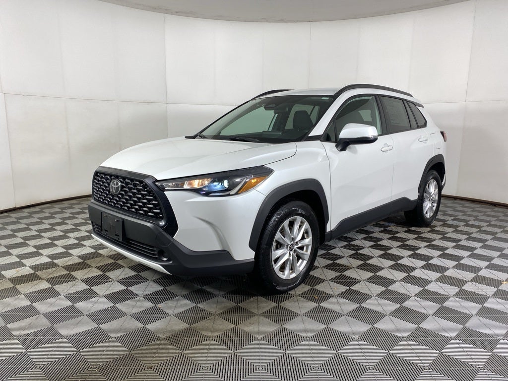 2023 Toyota Corolla Cross LE