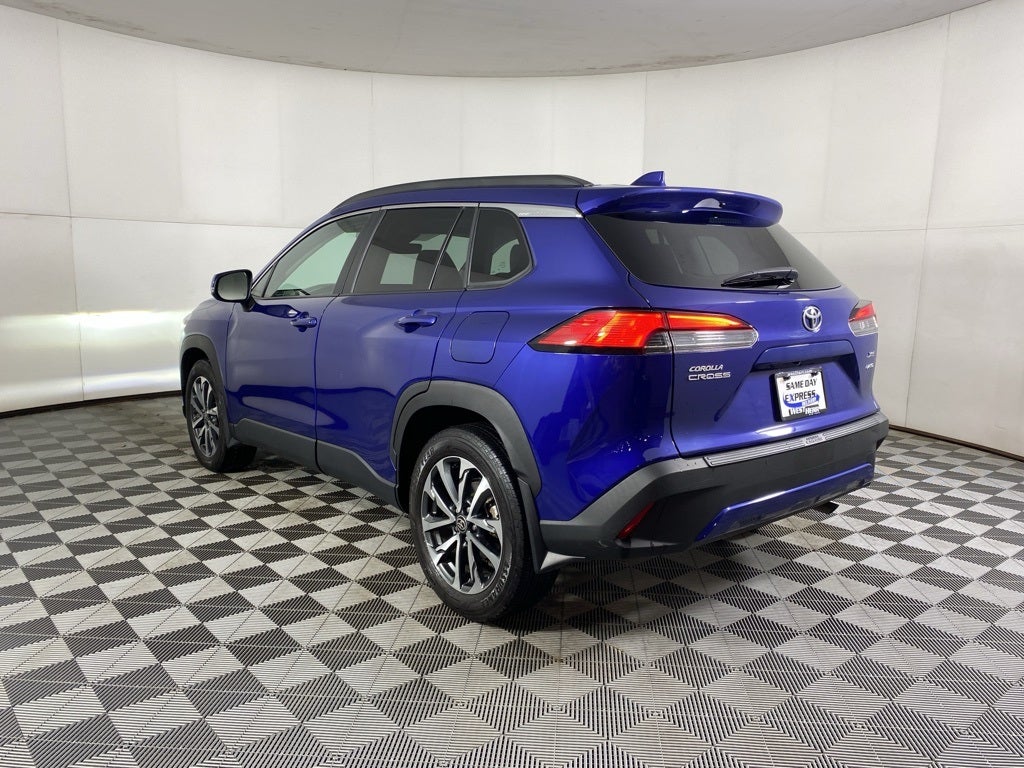 2023 Toyota Corolla Cross XLE