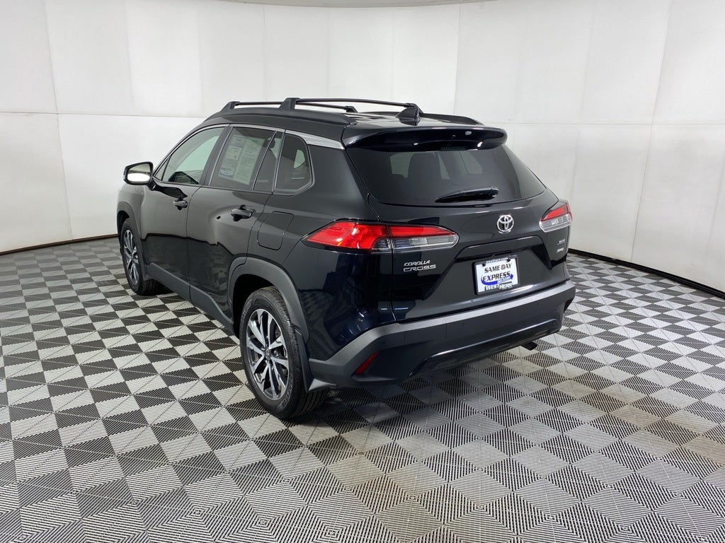 2024 Toyota Corolla Cross XLE