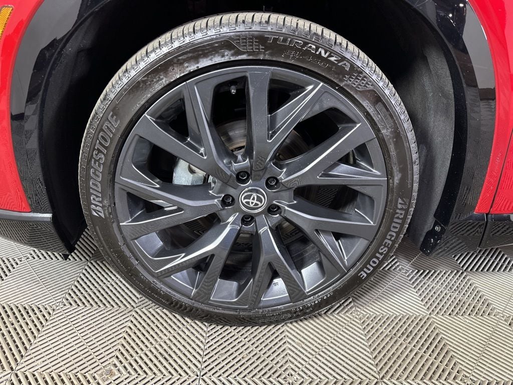 2025 Toyota Crown Signia Limited