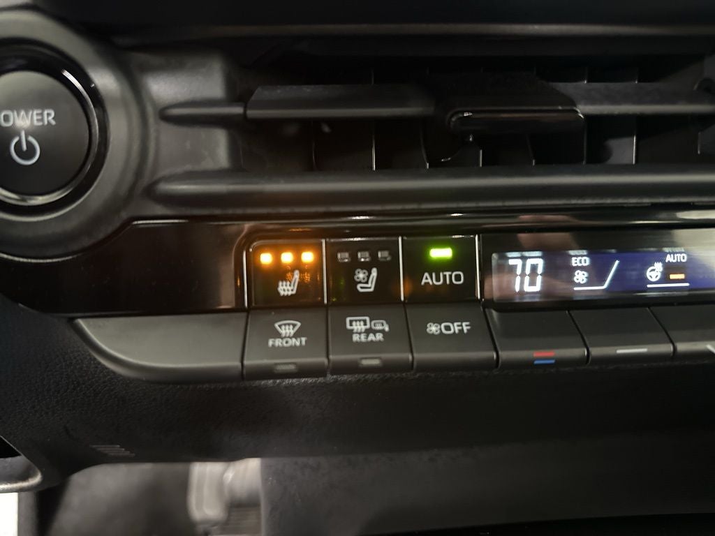 2025 Toyota Crown Signia Limited