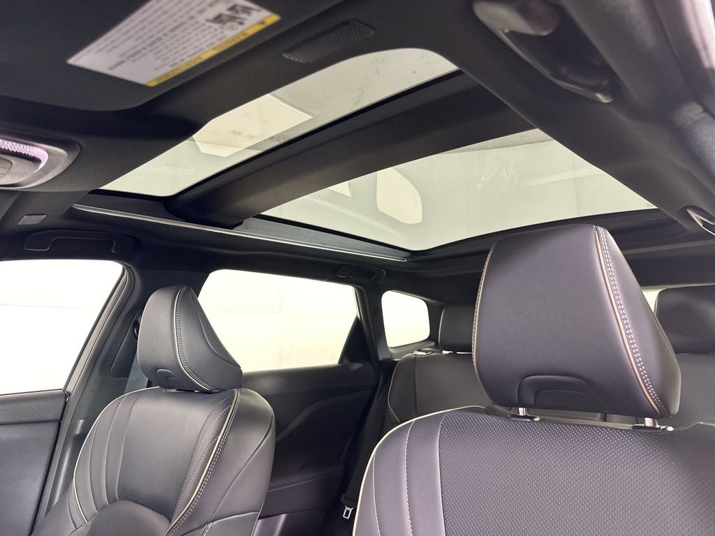 2025 Toyota Crown Signia Limited