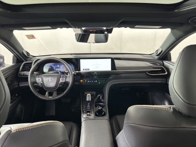 2025 Toyota Crown Signia Limited