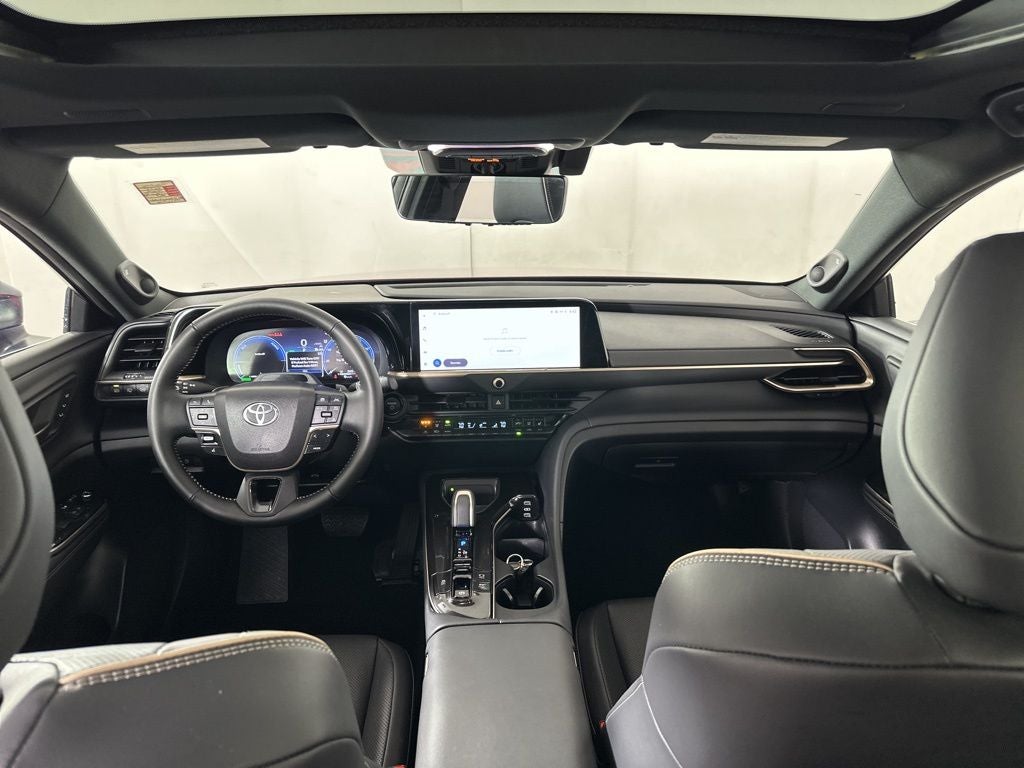 2025 Toyota Crown Signia Limited