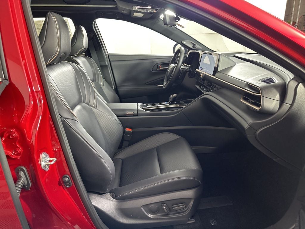 2025 Toyota Crown Signia Limited