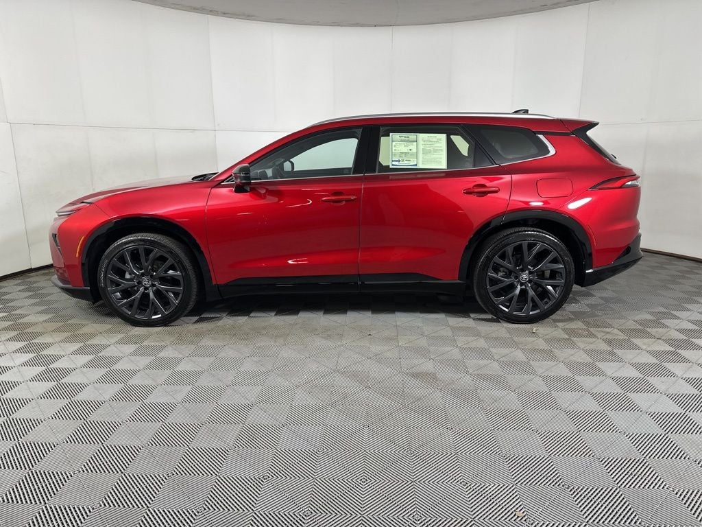 2025 Toyota Crown Signia Limited