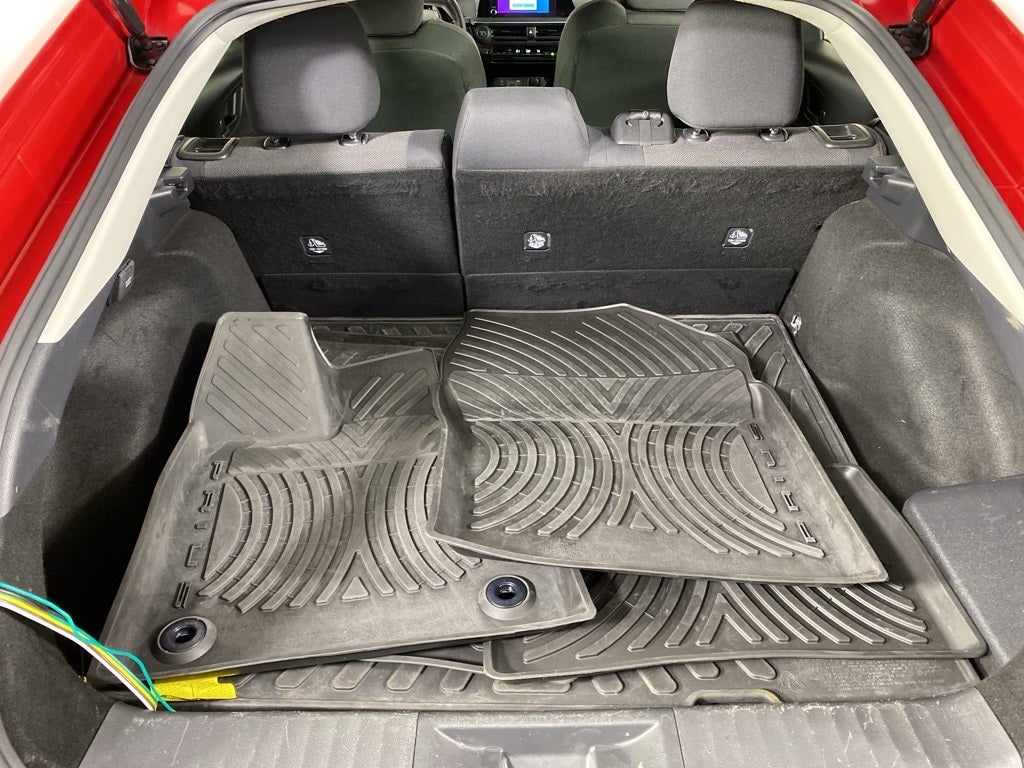 2024 Toyota Prius Prime SE