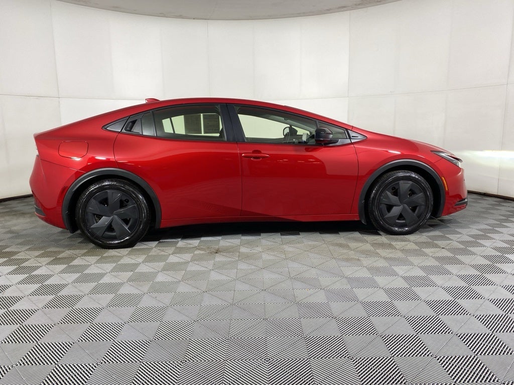 2024 Toyota Prius Prime SE
