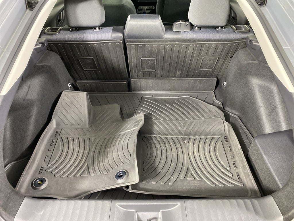 2023 Toyota Prius LE