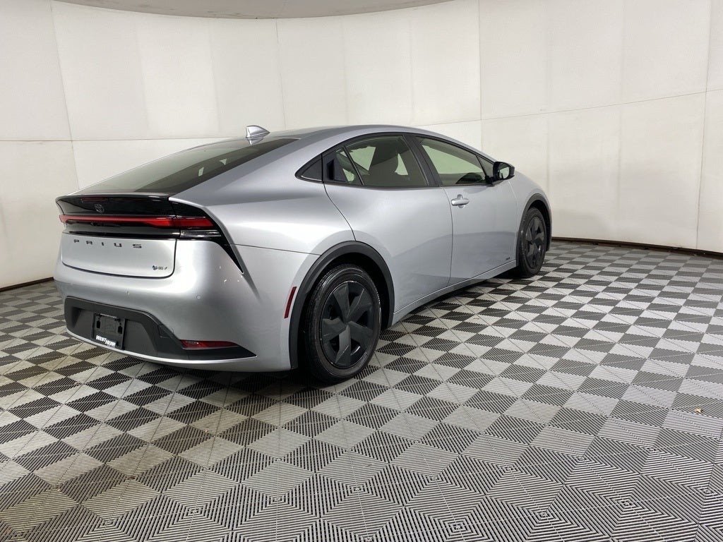 2023 Toyota Prius LE