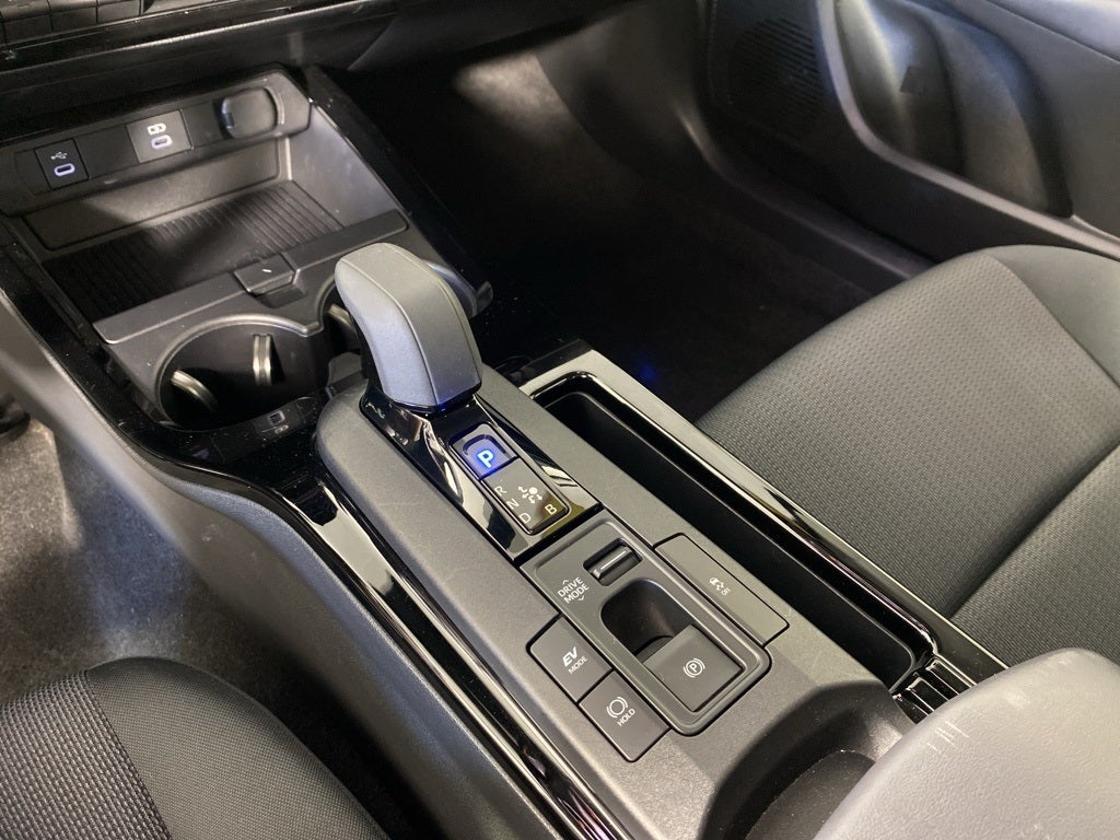 2023 Toyota Prius LE