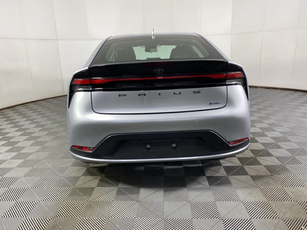 2023 Toyota Prius LE