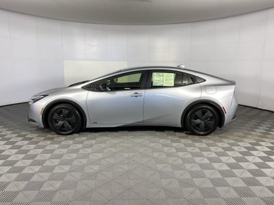 2023 Toyota Prius LE